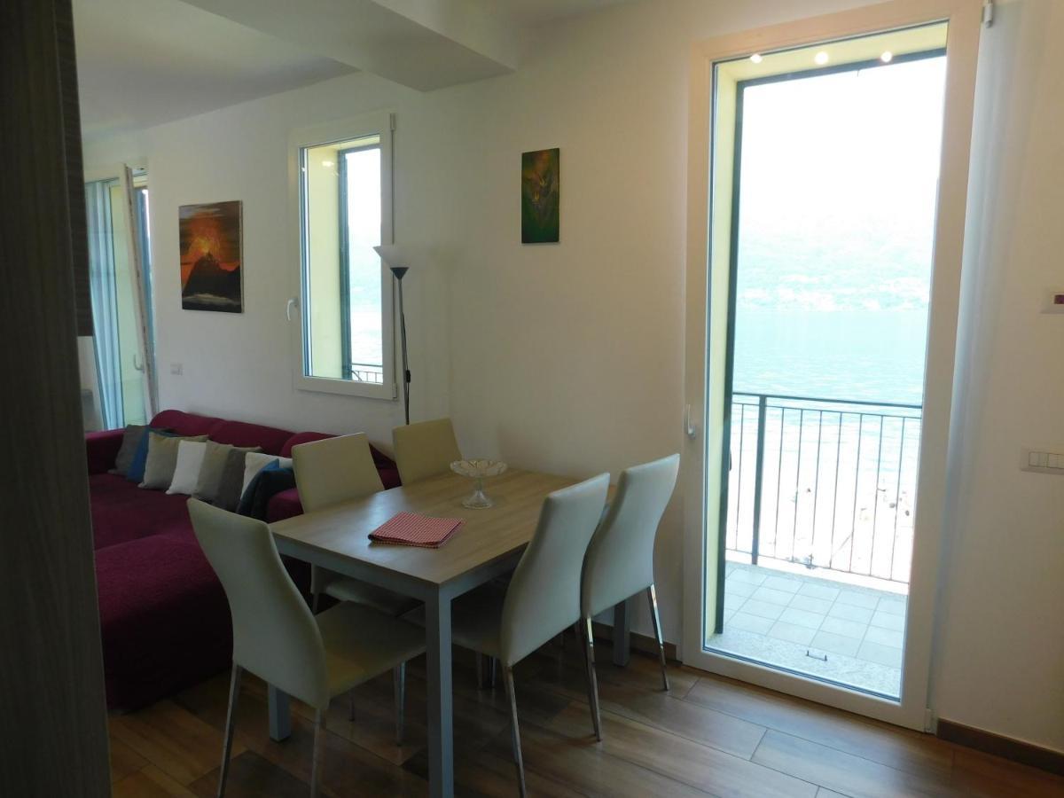 Villa Haus Am See à Porto Valtravaglia Extérieur photo